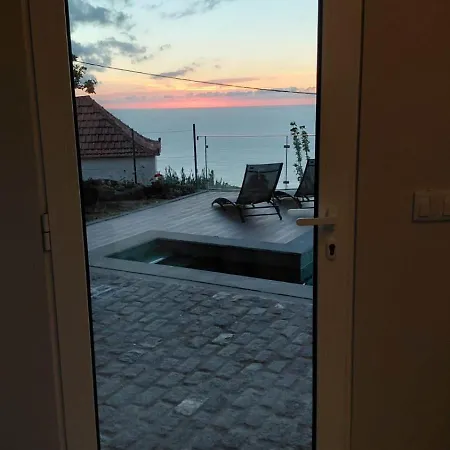 Casas Do Pargo- Casa A - Oak Tree House Vakantiehuis *