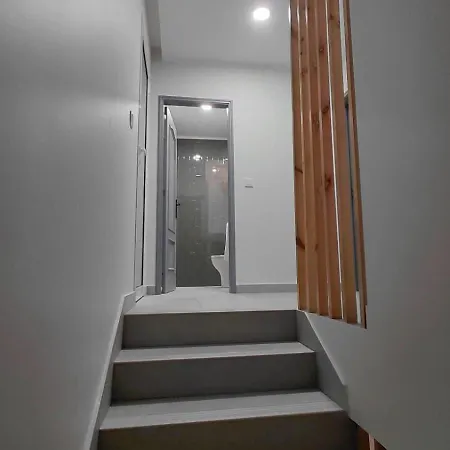 Casas Do Pargo- Casa A - Oak Tree House