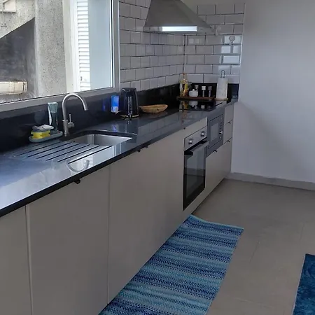 Casas Do Pargo- Casa A - Oak Tree House